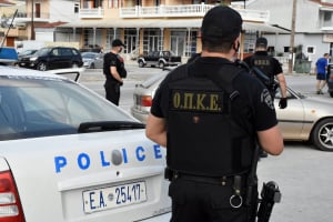 Θεσσαλονίκη: Πιάστηκε 42χρονος που κακοποιούσε και εξέδιδε τη σύντροφό του