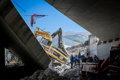 Κατάρρευση γέφυρας στην Πάτρα: Τέταρτη σύλληψη, αναζητείται και πέμπτο άτομο