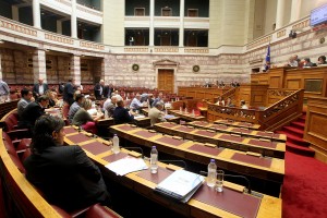 Βουλευτές του ΣΥΡΙΖΑ ζητούν φορολογικές ελαφρύνσεις για ξένες κινηματογραφικές παραγωγές