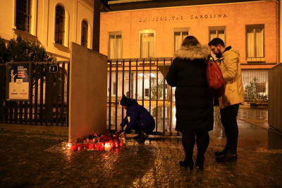 Στυγνός εκτελεστής ο δράστης του μακελειού στην Πράγα - Ύποπτος και για διπλή δολοφονία