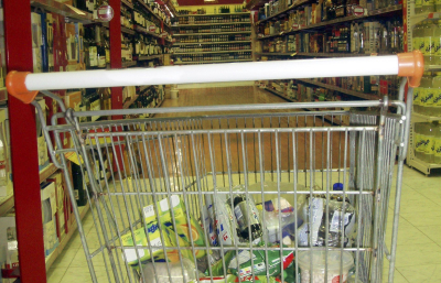 Πτώση τιμών στα ιταλικά σούπερ μάρκετ, μείωση 10% στα είδη πρώτης ανάγκης