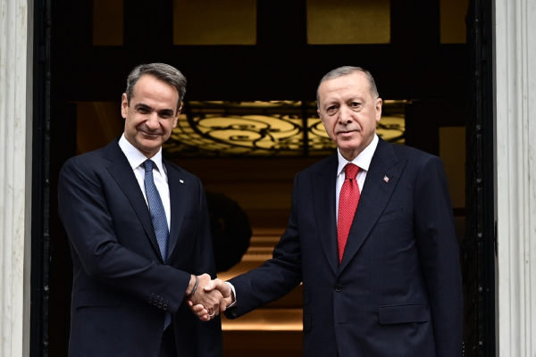 «Βαθιά προβληματικές για την Ελλάδα οι θέσεις της Τουρκίας για την ΑΟΖ» - Η απάντηση Μητσοτάκη στις «μονομερείς de facto καταστάσεις στο Αιγαίο»