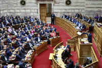 Πρόταση δυσπιστίας: Ξεκίνησε η ονομαστική ψηφοφορία στη Βουλή